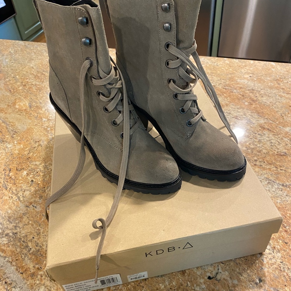 Kelsi Dagger Women's Gray Lace-Up Boots